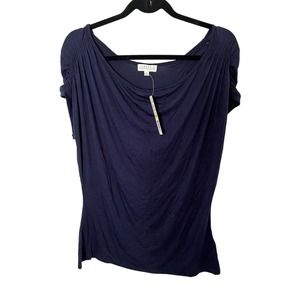 Joseph A Banks Navy Top, NWT, sz M, Rayon Spandex blend